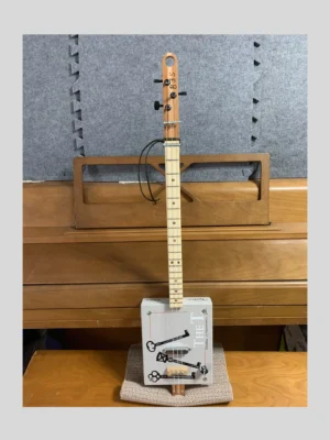 The t 3 string cbg